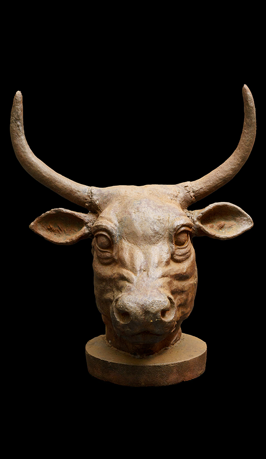 Iron Bulls Head Sculpture