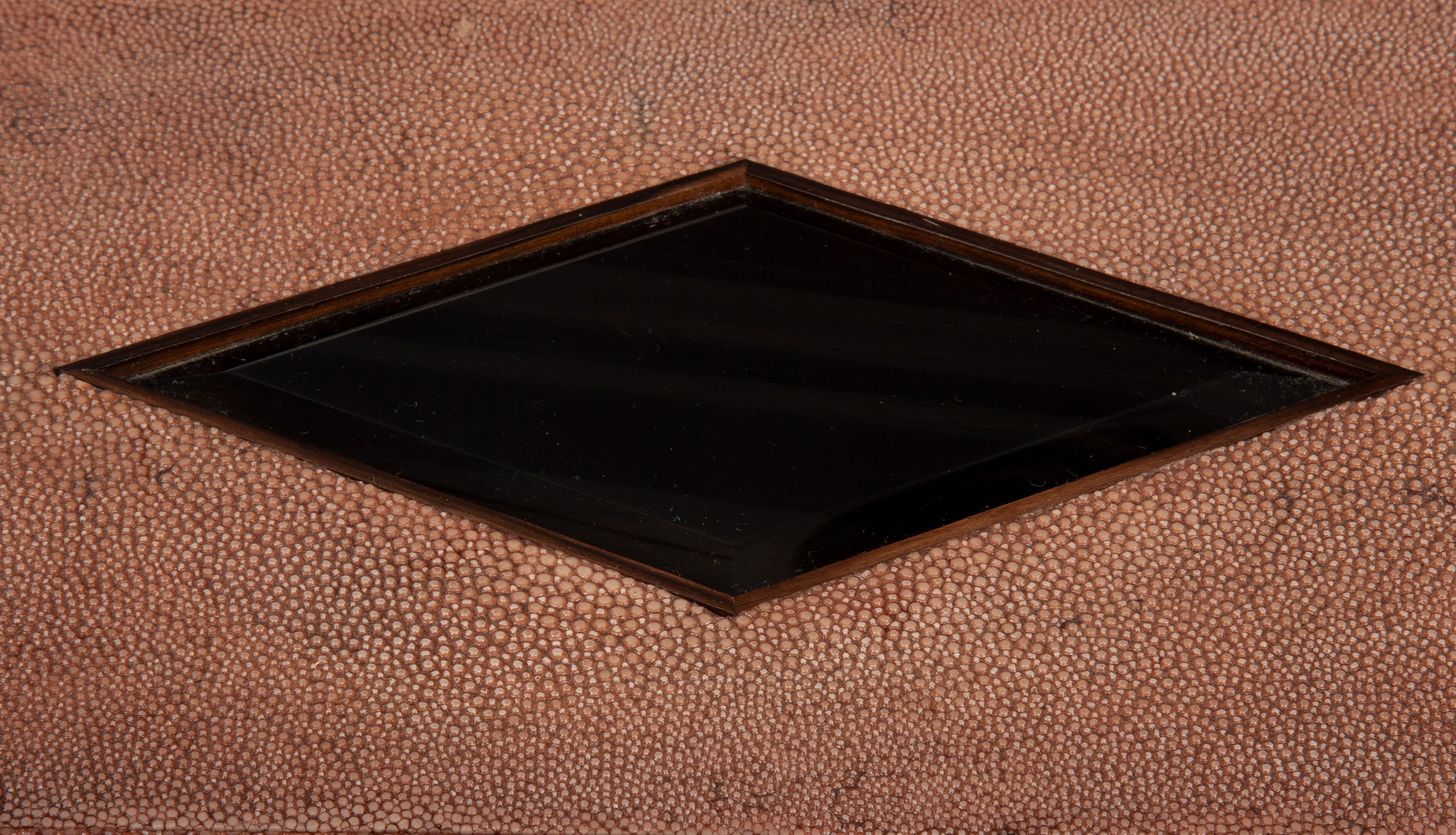 Shagreen Box, Beige