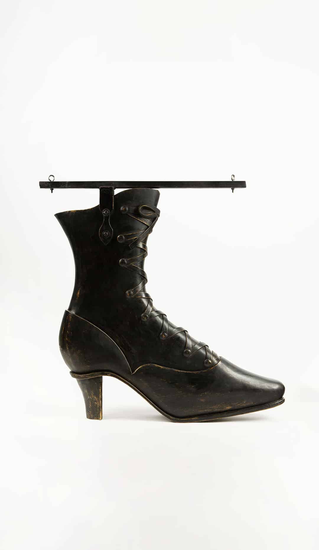 Oversized Carved Boot Trade Sign, Early 20th Century an Arresting Cobbler’s Sign
